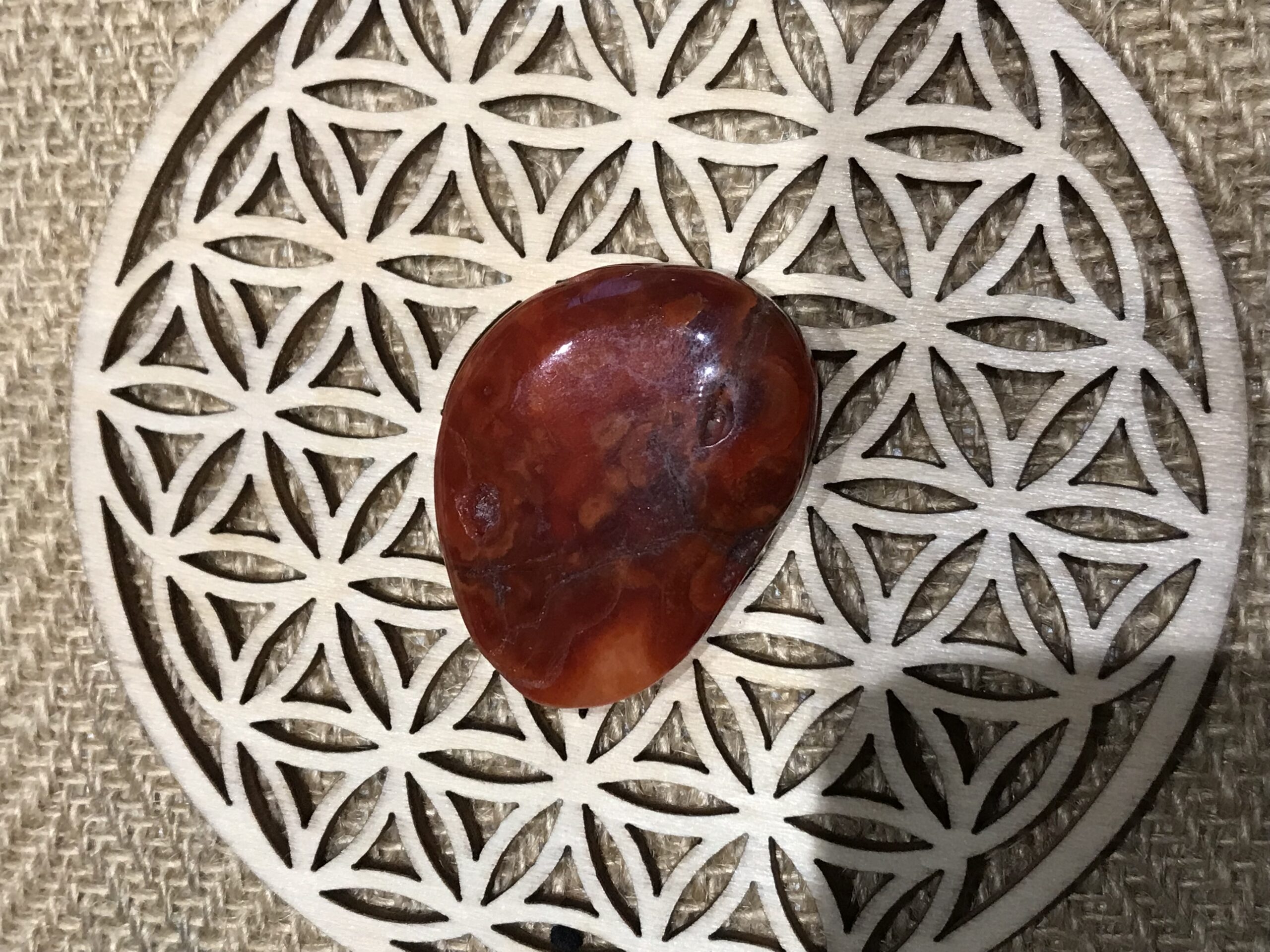 Galet en Cornaline-Pierre de Vitalité