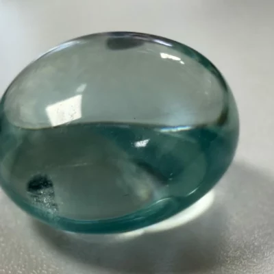 Petit Galet En Obsidienne Bleue